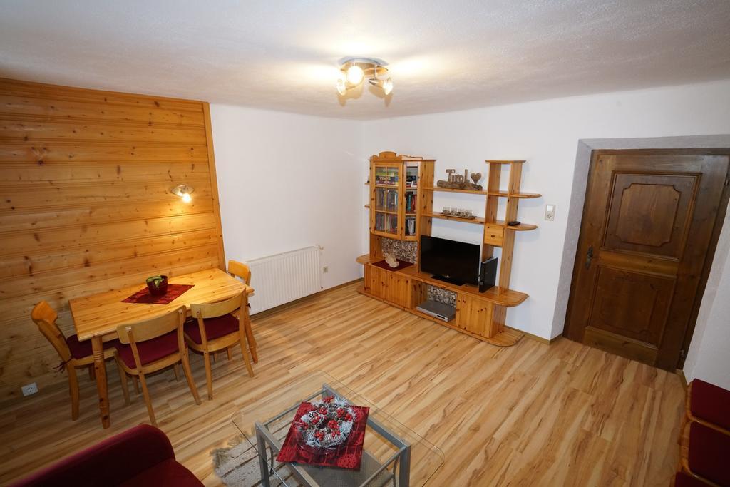 Apartament Haus Ruetzbach Neustift im Stubaital Zewnętrze zdjęcie