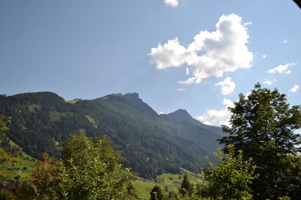 Apartament Haus Ruetzbach Neustift im Stubaital Zewnętrze zdjęcie