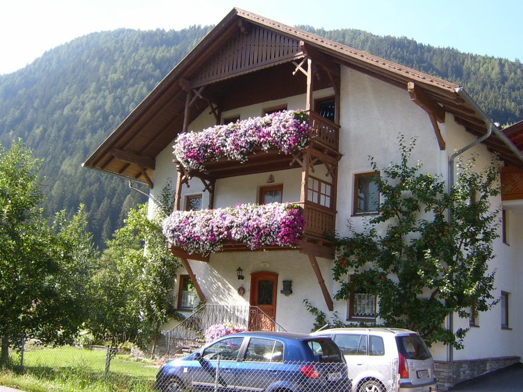 Apartament Haus Ruetzbach Neustift im Stubaital Zewnętrze zdjęcie
